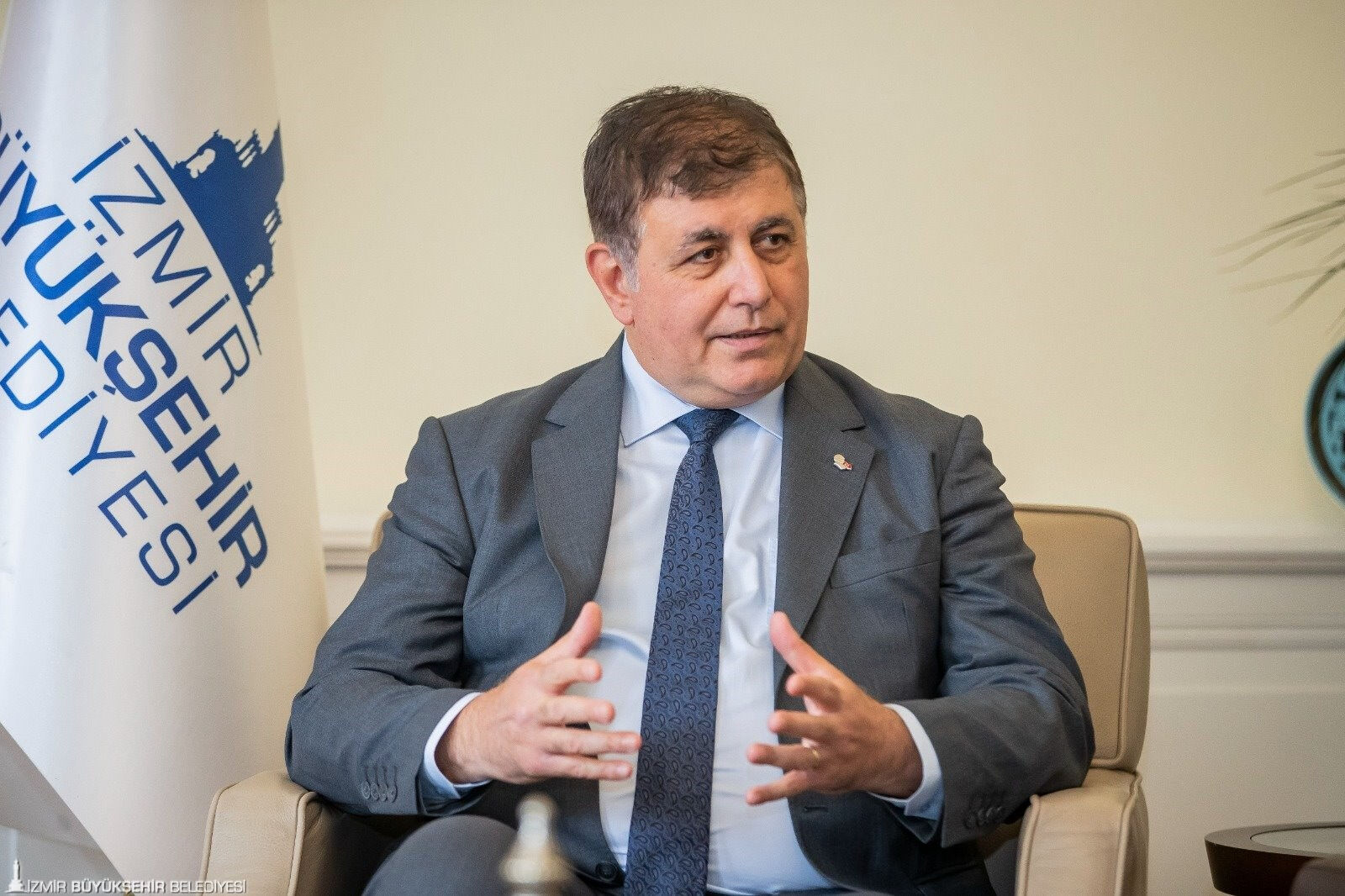 CHP'li belediyede bu defa petrol kaynaklı kirlilik! İzmir Körfezi siyah yağ tabakası ile kaplandı - 4. Resim