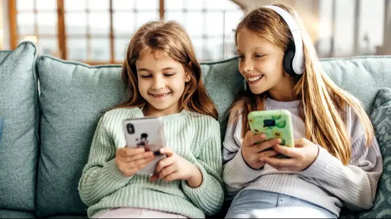 Roblox ve Discord açılıyor mu, TikTok kapanacak mı? Bakan Uraloğlu'dan dikkat çeken yaş sınırlaması açıklaması Roblox ve Discord açılıyor mu, TikTok kapanacak mı? Bakan Uraloğlu'dan dikkat çeken yaş sınırlaması açıklaması - 3. Resim