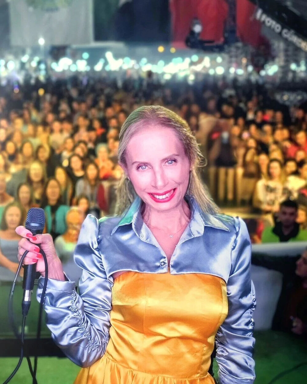 Zeynep Casalini'den intihar itirafı! Ölümden döndüren ünlü şarkıcıyı açıkladı Zeynep Casalini'den intihar itirafı! Ölümden döndüren ünlü ismi açıkladı - 1. Resim