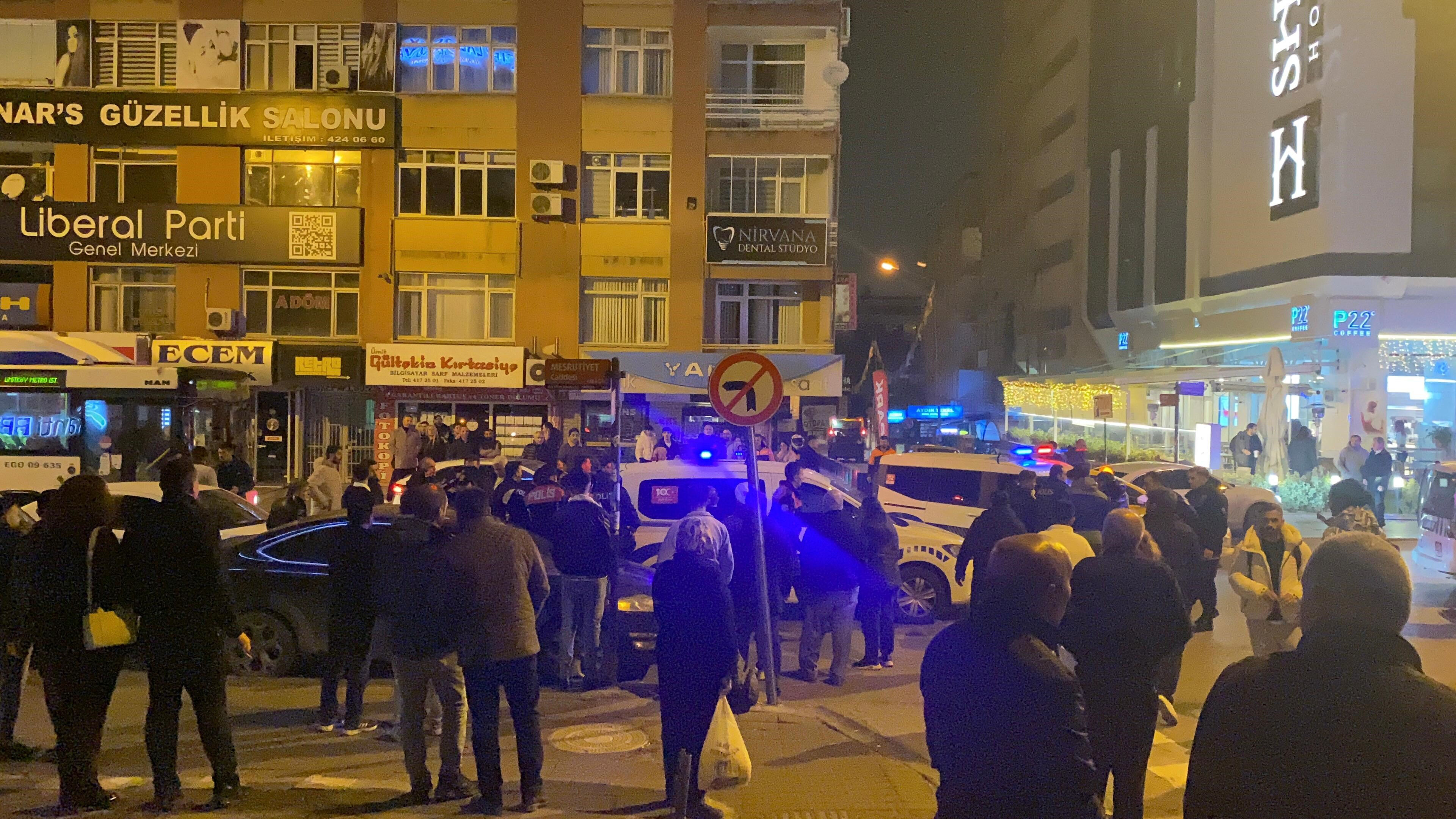 Ankara'da polise muştalı saldırı! - 2. Resim