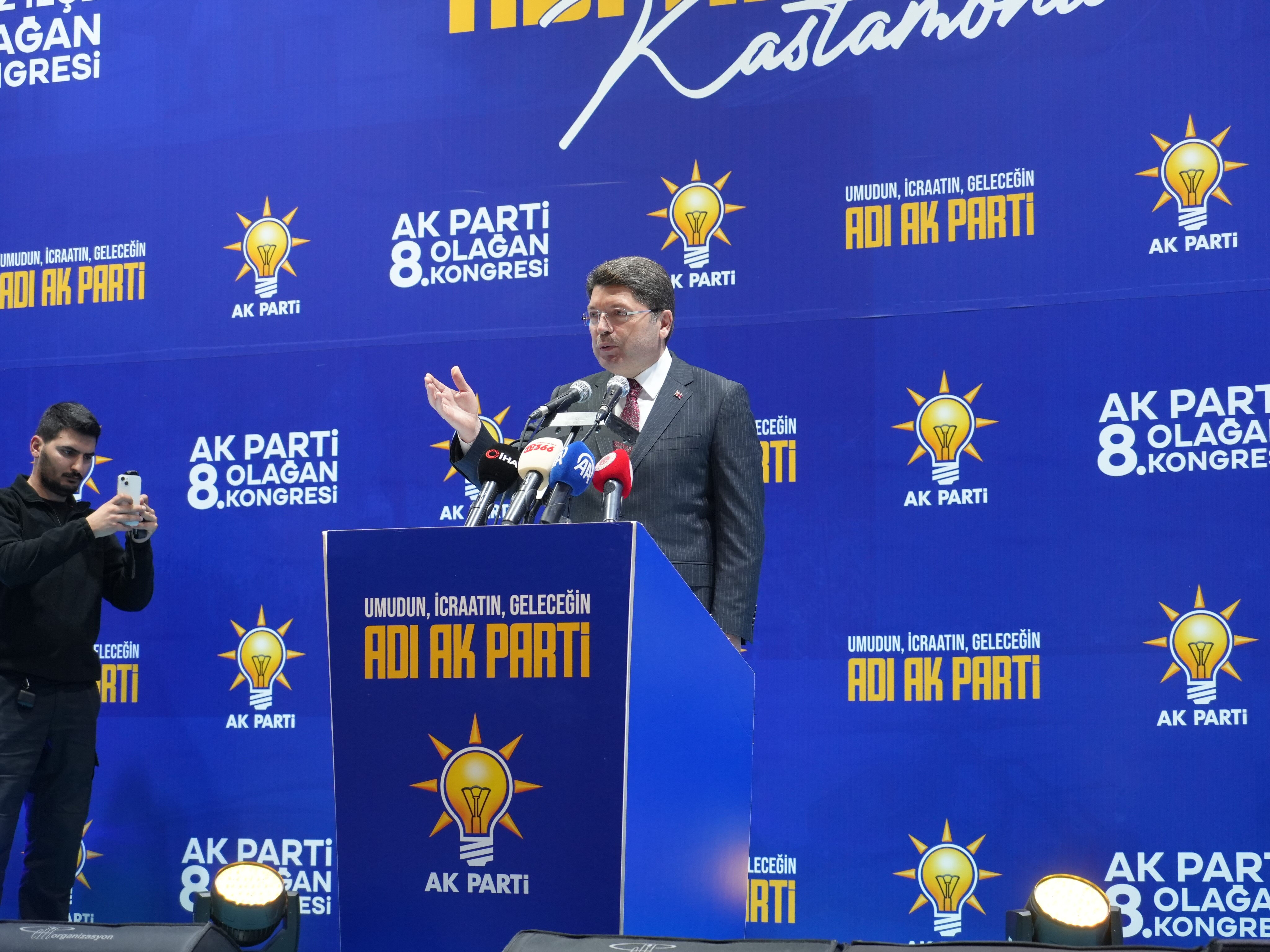 Bakan Tunç'tan Özgür Özel'e tarihi ayar: Sonun Kılıçdaroğlu gibi olur - 1. Resim