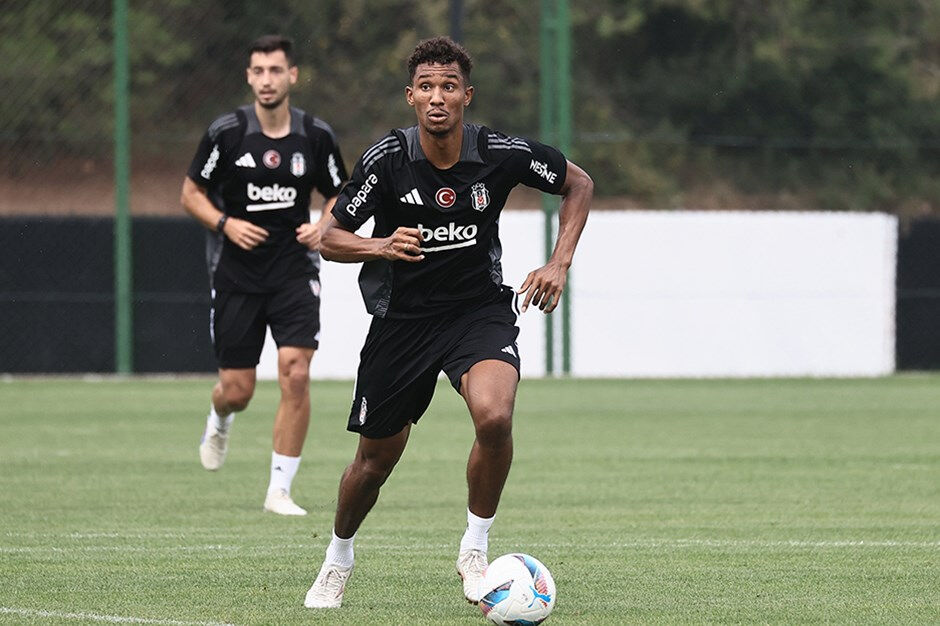 Beşiktaş’ta Hatayspor maçı öncesi savunma krizi - 1. Resim