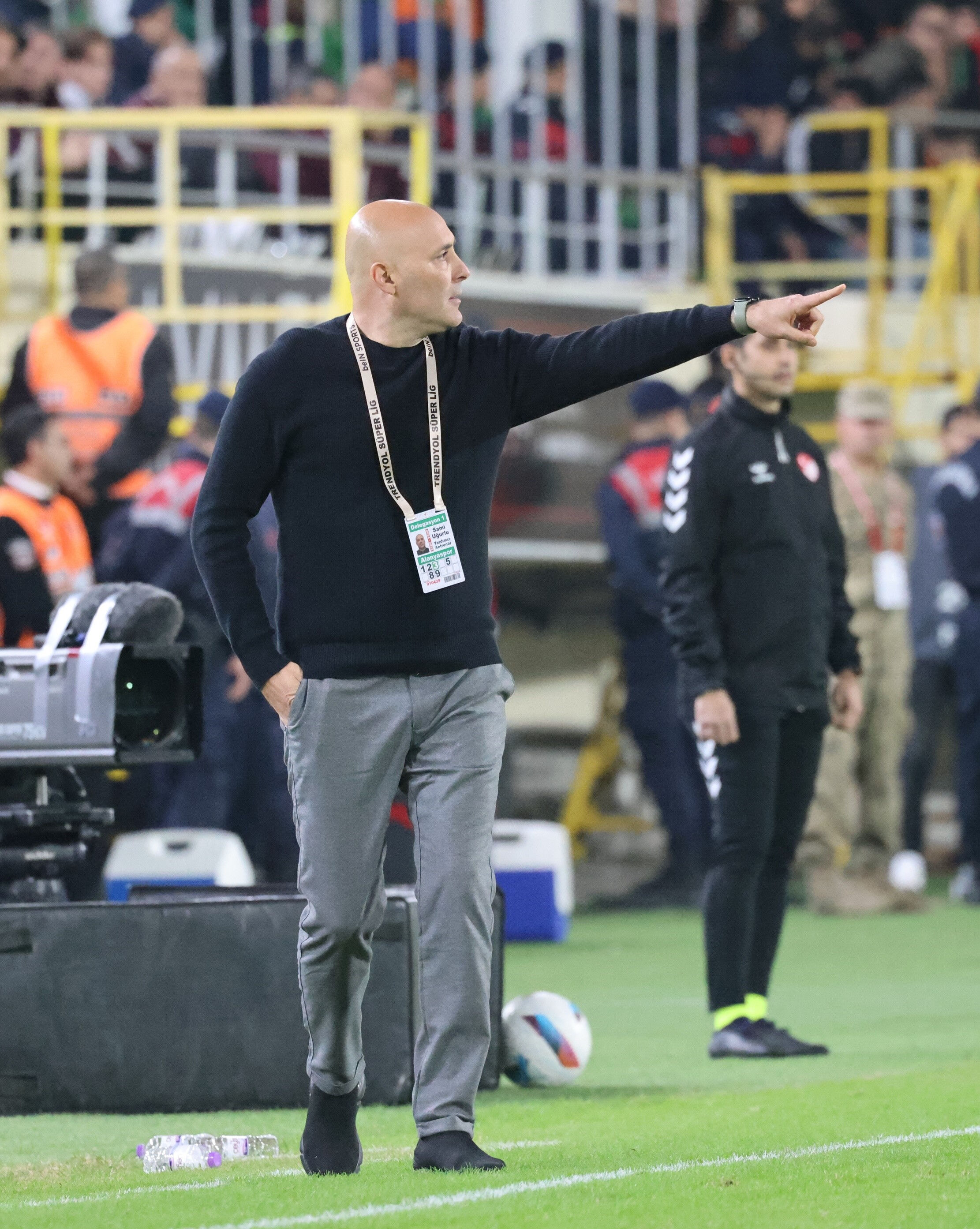 Bu kez galibiyete çok yakındı! Trabzonspor öne geçtiği maçta Alanyaspor'a yenildi - 6. Resim