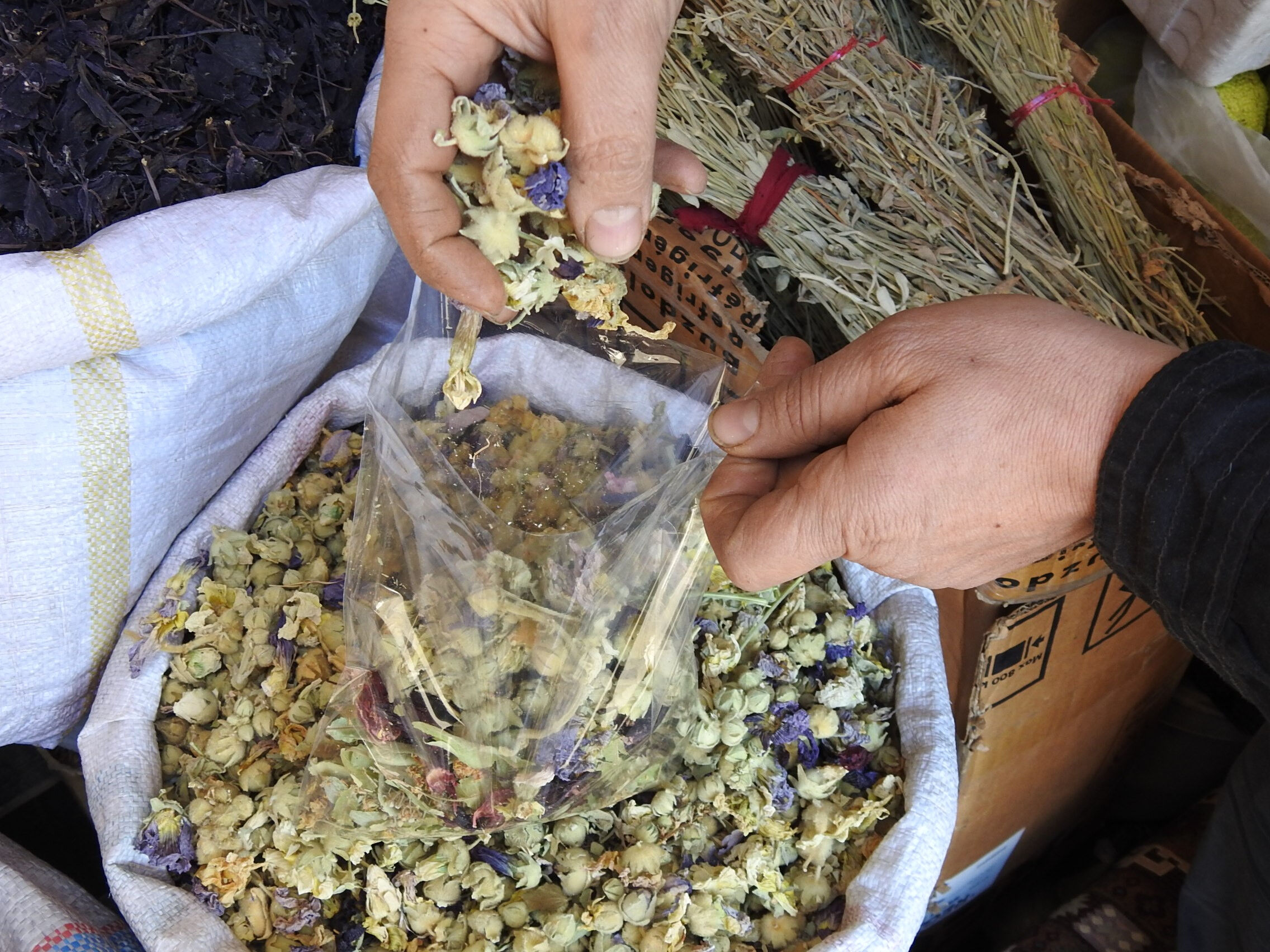 Gramla satıldığı halde en çok ona talep var! Gaziantep'te aktarlar ıhlamur yetiştiremiyor - 1. Resim