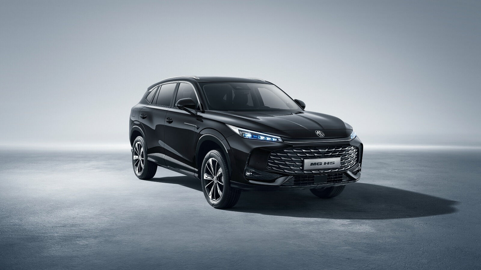 MG’nin yeni turbo benzinli modeli HS Luxury Türkiye’de ön satışta! - 1. Resim