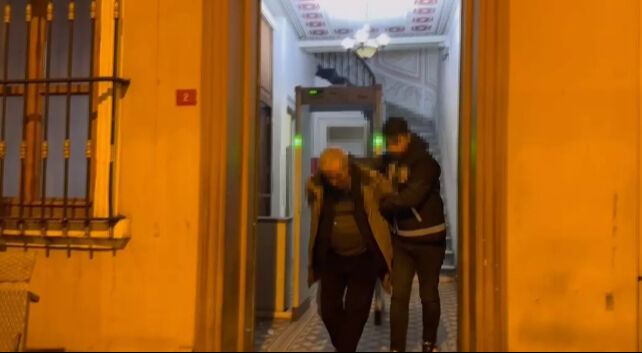 Sahte içki skandalında olay detay! Kapı kapı gezerek sahte içki satmış - 4. Resim