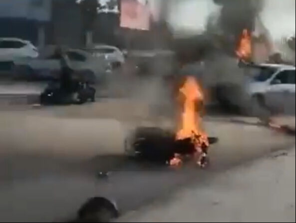 Suriye'de sıcak çatışma büyüyor! Muhalifler İdlib'in tamamını ele geçirdi, Rus jetleri Halep'i vurdu - 1. Resim