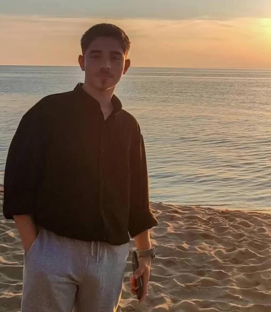 Bartın'daki feci kazada 5 genç öldü! Cenaze aracının şoförü hayatının şokunu yaşadı Bartın'daki feci kazada 5 genç öldü! Cenaze aracının şoförü hayatının şokunu yaşadı - 2. Resim