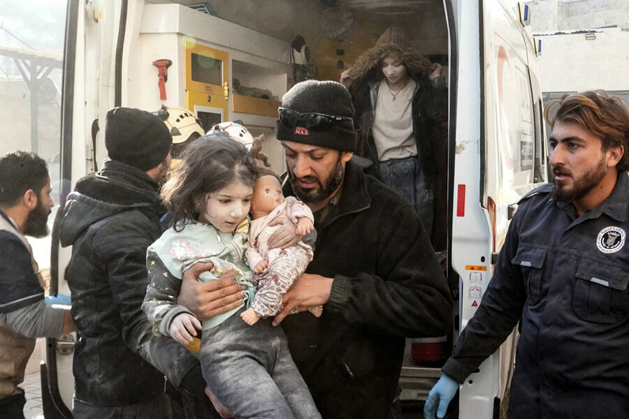 Bombalama anı canlı yayında! Esad rejimi Suriye'nin kuzeyini vurdu - 1. Resim