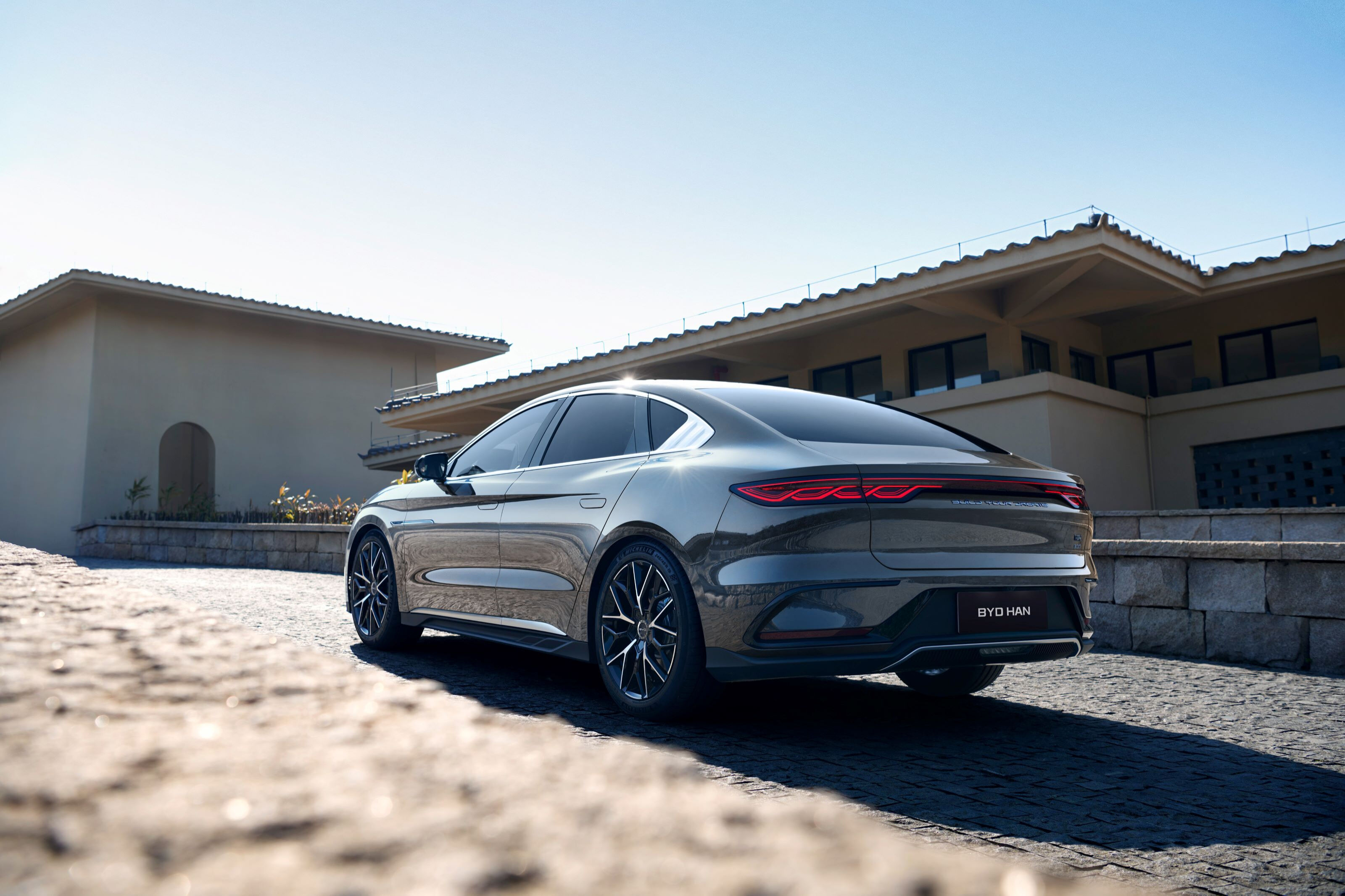 BYD’nin Han ve Seal modelleri Türkiye’de! İşte fiyatları ve özellikleri BYD’nin Han ve Seal modelleri Türkiye’de! İşte fiyatları ve özellikleri - 3. Resim