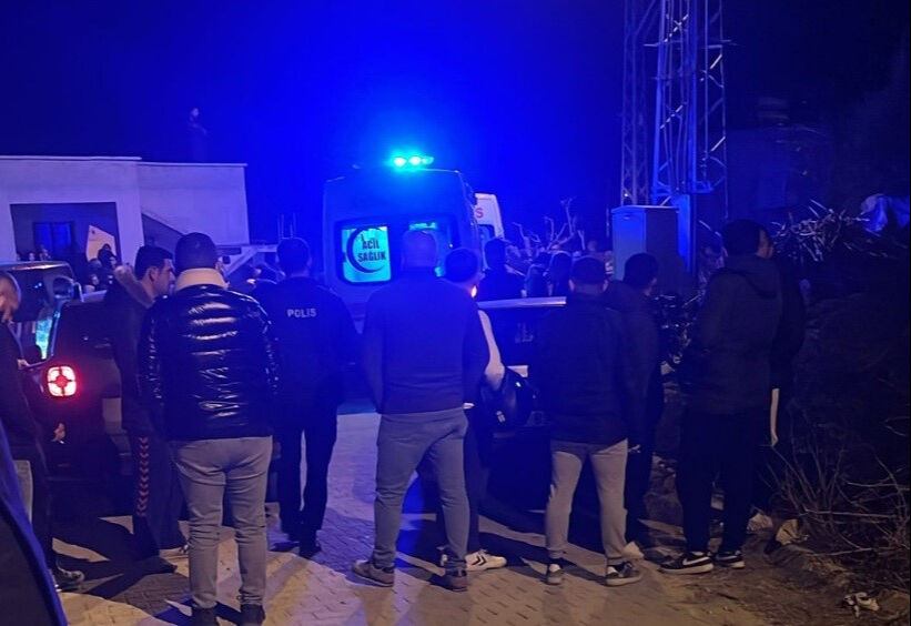 Mersin'de Ruhsat İşleri Müdürü dehşeti! Komşusunu öldürüp intihar etti - 1. Resim