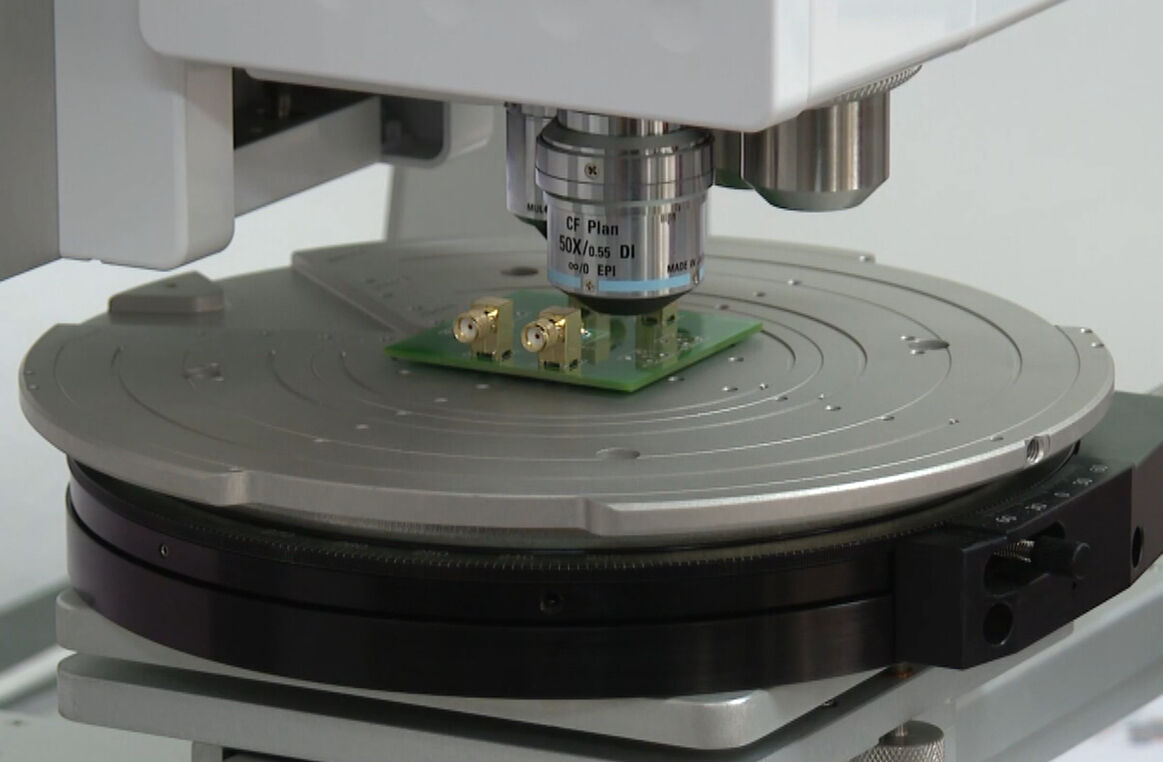 ODTÜ'de üretilen aygıt, cep telefonlarının şarj süresini bir yıla çıkarmayı hedefliyor ODTÜ'de üretilen aygıt, cep telefonlarının şarj süresini bir yıla çıkarmayı hedefliyor - 4. Resim