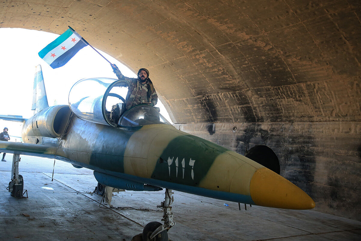 Suriye'de son gelişmeler...Terör örgütü PKK işgalindeki Tel Rıfat tam kuşatmada - 4. Resim