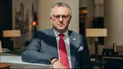 Trump, Massad Boulos'u Arap ve Orta Doğu işlerinden sorumlu kıdemli danışman olarak atadı Trump, Massad Boulos'u Arap ve Orta Doğu işlerinden sorumlu kıdemli danışman olarak atadı - 1. Resim