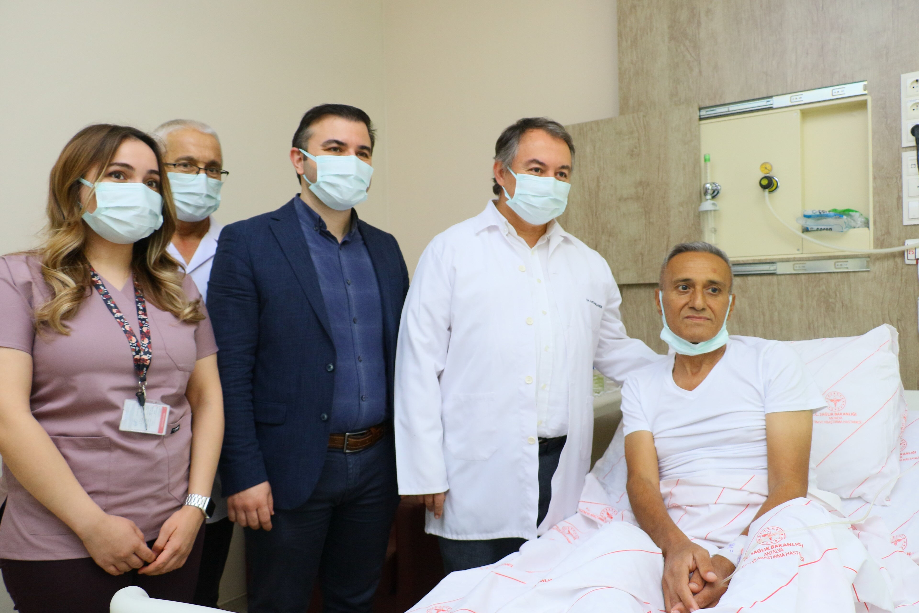 19 yaşındaki Fatma Sude tır şoförü Muzaffer Şimşek'in hayatını kurtardı 19 yaşındaki Fatma Sude tır şoförü Muzaffer Şimşek'in hayatını kurtardı - 1. Resim