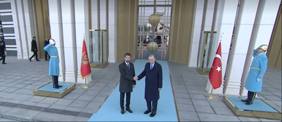 Cumhurbaşkanı Erdoğan, Ankara'yı ziyaret eden Milatoviç'i karşıladı Cumhurbaşkanı Erdoğan, Ankara'yı ziyaret eden Milatoviç'i karşıladı - 1. Resim