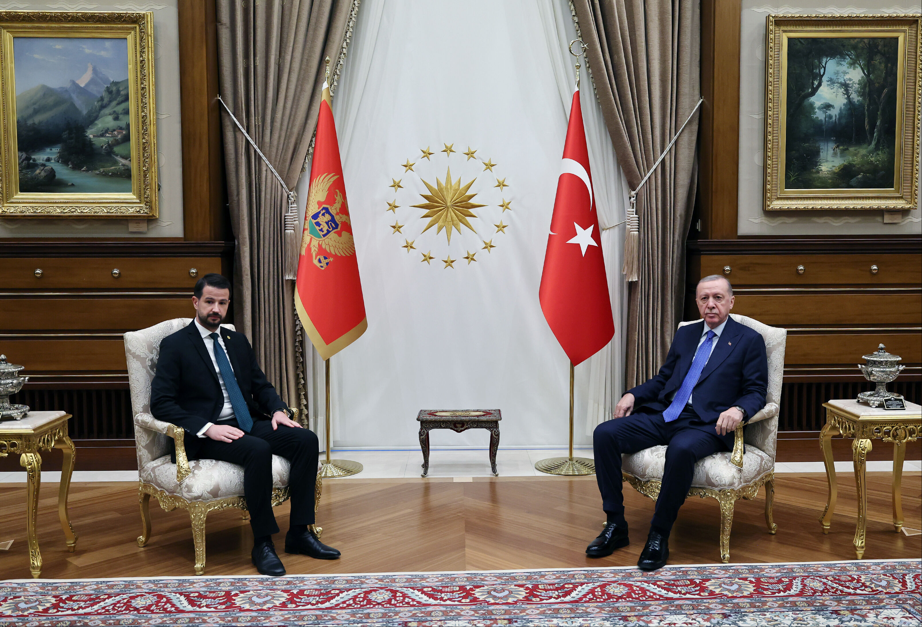 Erdoğan'dan gündeme damga vuran sözler! Suriye'deki çatışmalarda Türkiye'nin duruşu ne? - 1. Resim