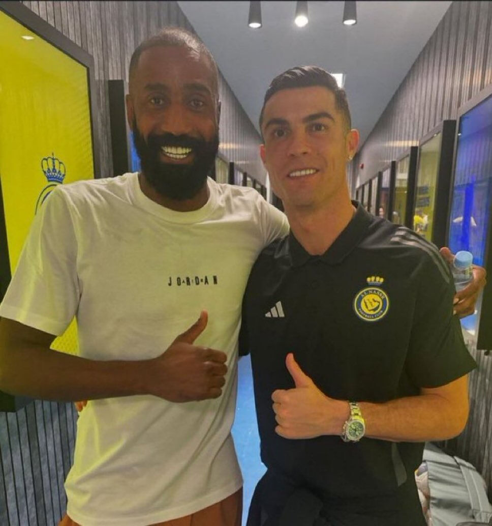 Eski takım arkadaşından Ronaldo ve namaz itirafı! Waleed Abdullah: Ezan okununca antrenmanı durdururdu - 1. Resim