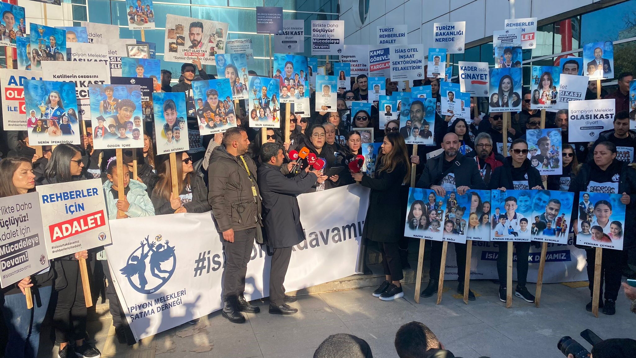 6 Şubat depremlerinde Adıyaman'da 72 kişiye mezar oldu! İşte İsias Hotel davasında istenen cezalar - 1. Resim