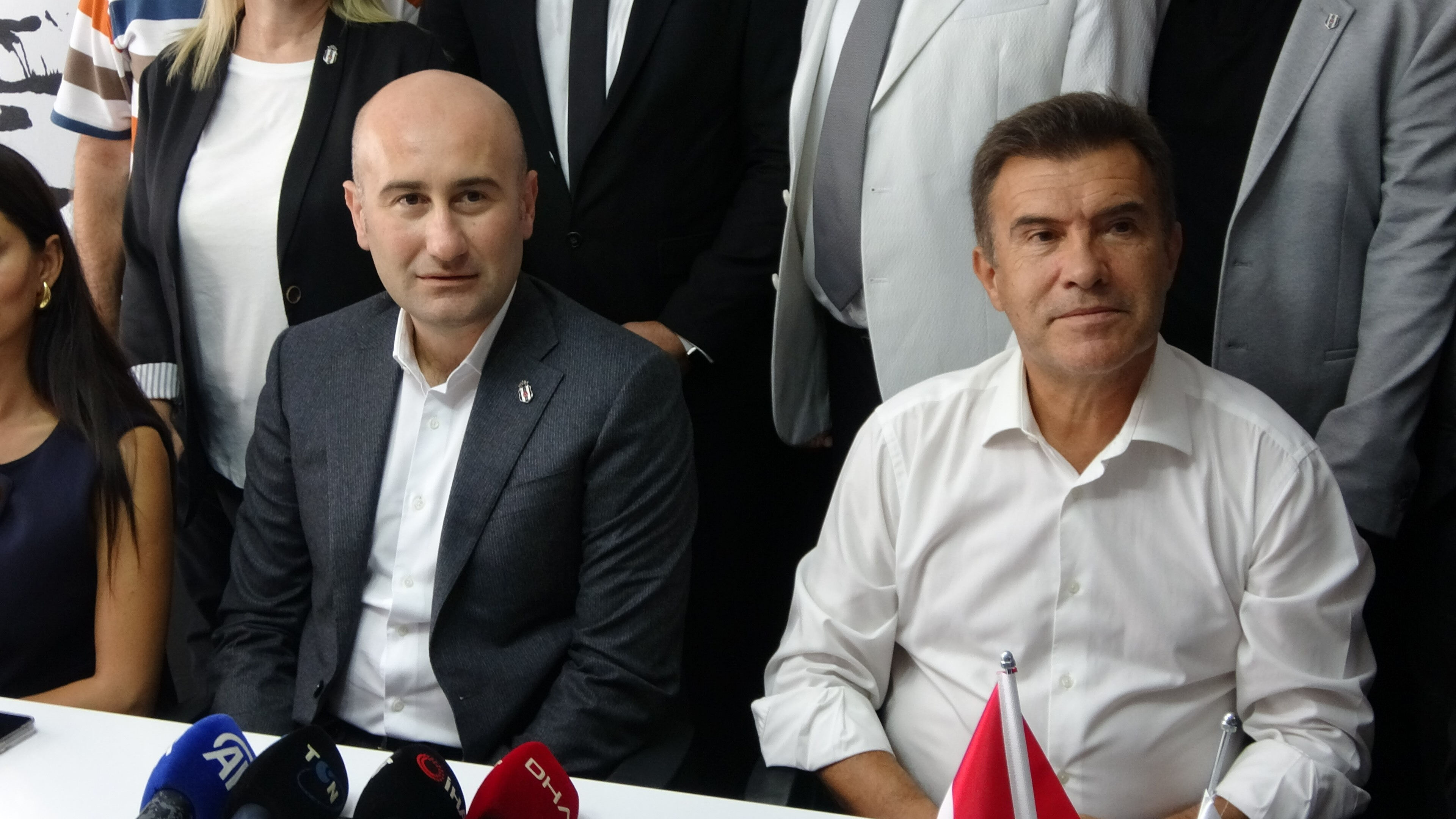 Beşiktaş'ta Hasan Arat'ın istifası sonrası flaş karar! Siyah-beyazlı ekip seçime gidiyor - 2. Resim