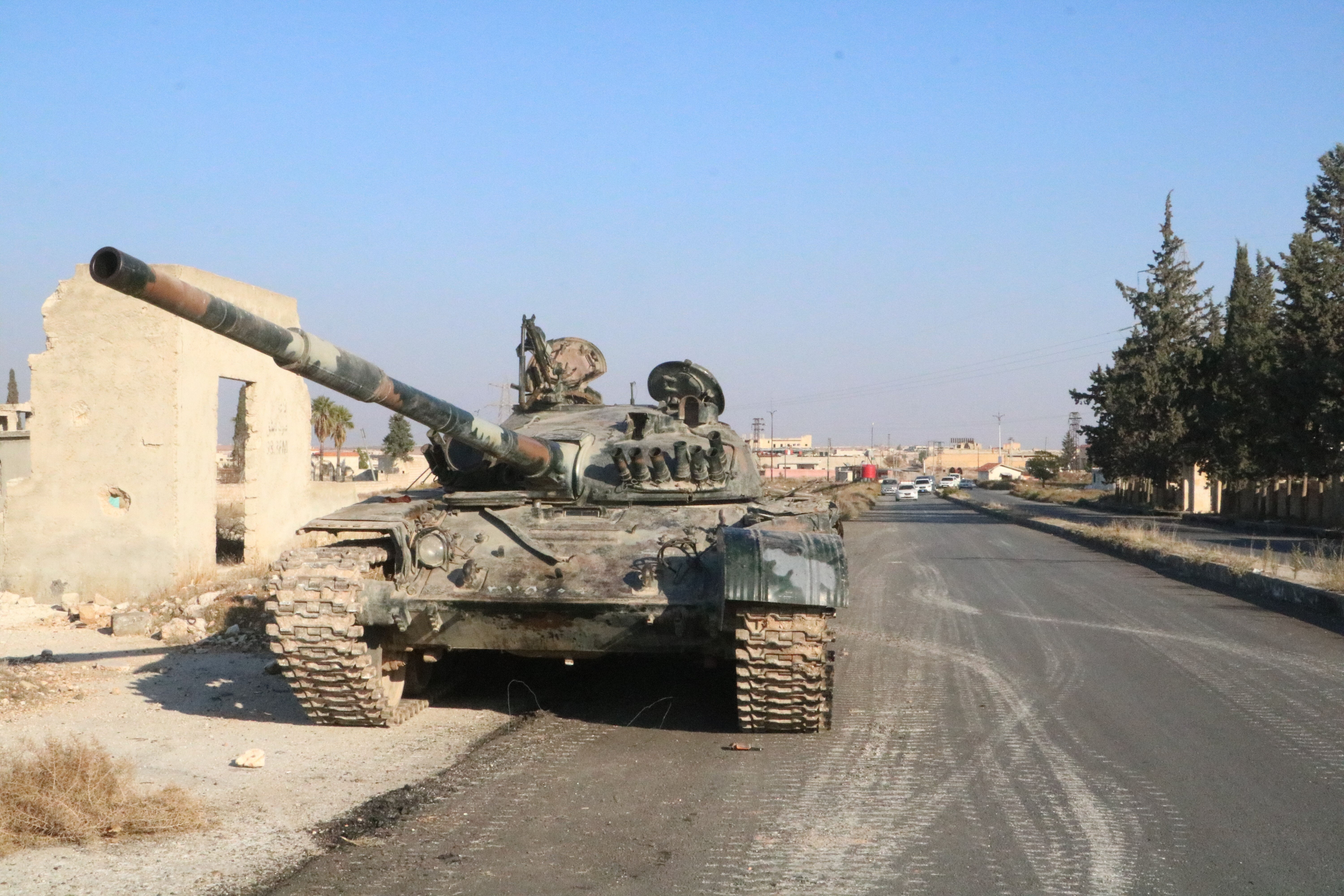 Esad rejimin ele geçirildi! SMO tankları karargahına sevk ediyor - 2. Resim