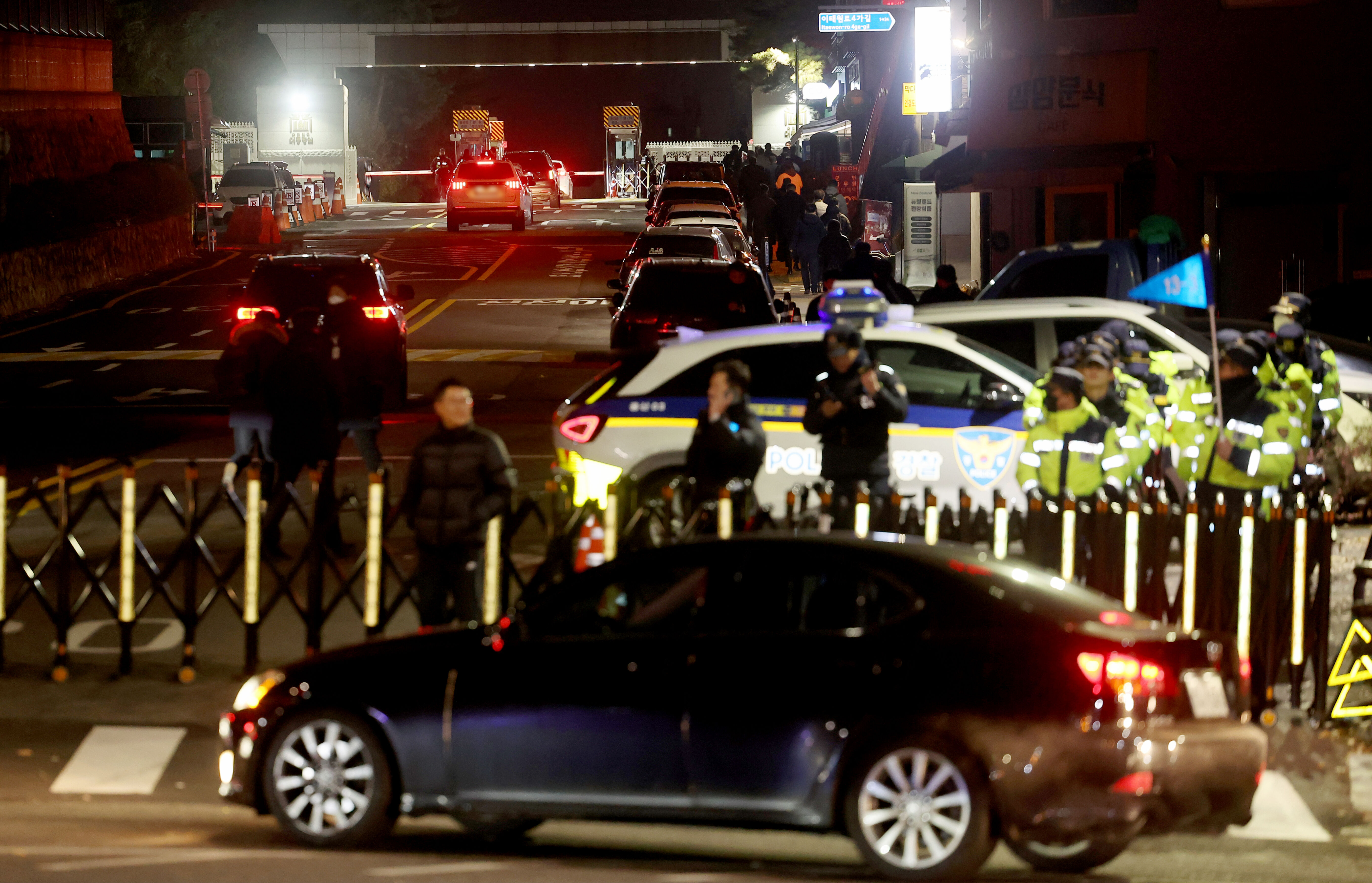 Güney Kore'de muhalefet lideri Lee'den halka 'direnin' çağrısı! Darbe girişimine video mesajla karşı koydu - 1. Resim