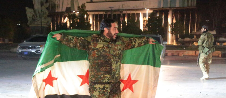 Suriye'de terör örgütü PKK'nın tuzaklayarak kaçtığı tüneller görüntülendi - 2. Resim