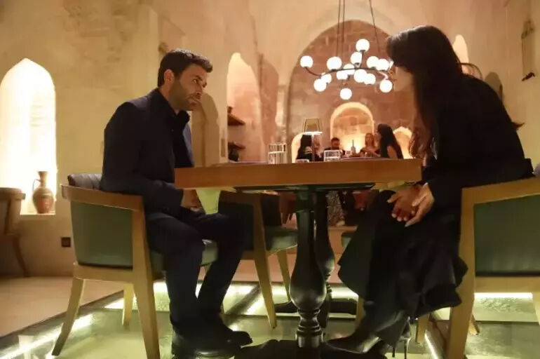 Uzak Şehir’de Alya ve Cihan evlendi mi? Uzak Şehir 4. bölüm özeti  - 5. Resim