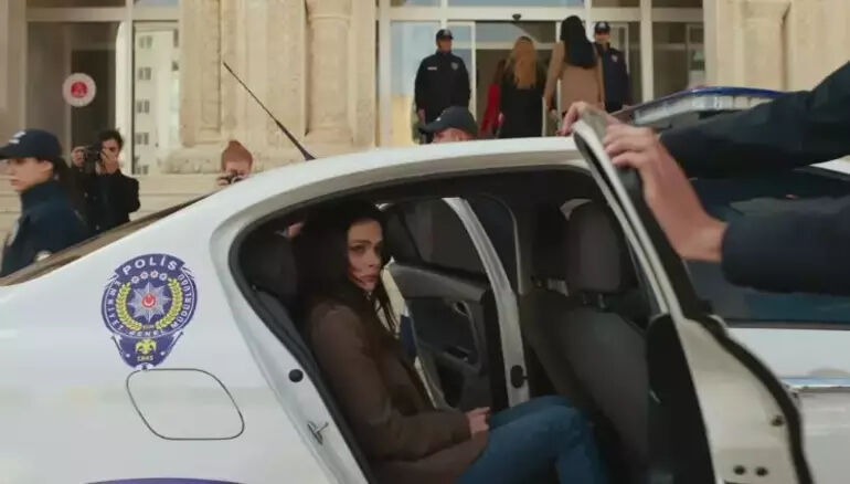 Uzak Şehir’de Alya ve Cihan evlendi mi? Uzak Şehir 4. bölüm özeti  - 3. Resim