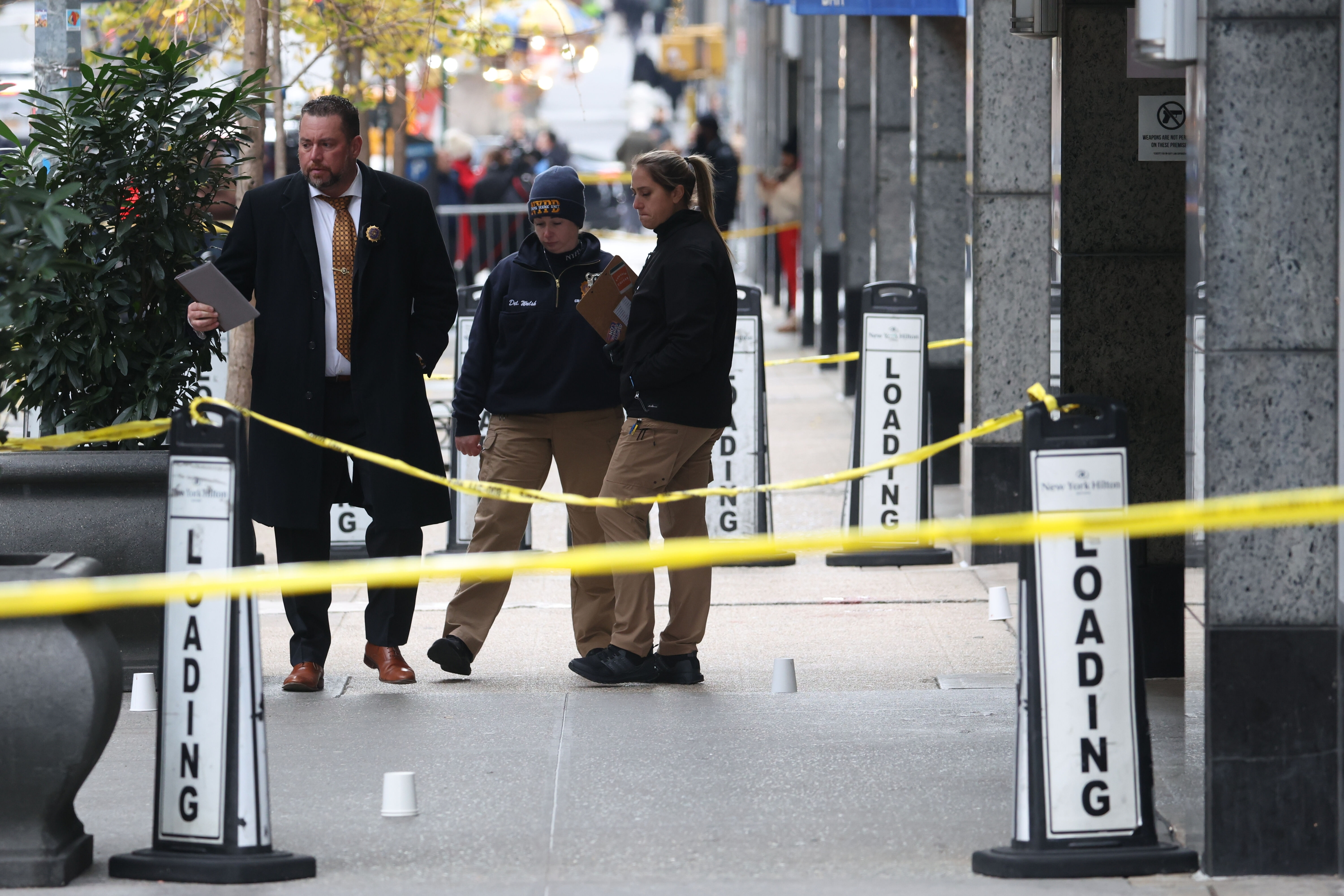 ABD'de ünlü CEO'ya suikast! Brian Thompson'ı öldüren saldırganın başına ödül koyuldu - 4. Resim