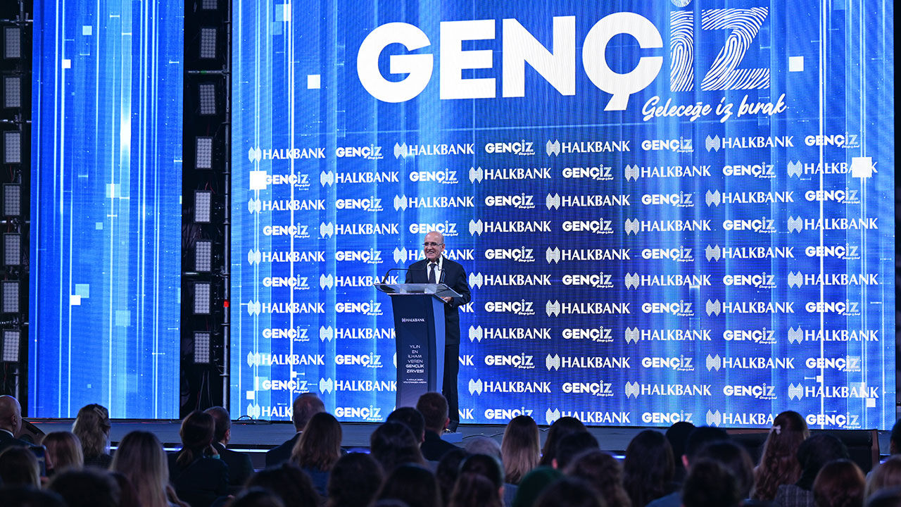 Bakan Şimşek'ten gençlere kripto uyarısı! Verileri bir bir açıkladı, sigara hesabı gündem oldu - 3. Resim