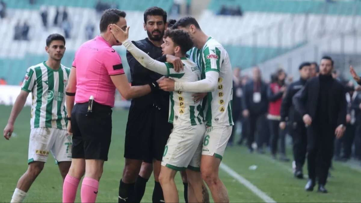 Bursaspor - Vanspor FK maçı hangi kanalda, saat kaçta, şifresiz mi yayınlanacak? - 3. Resim