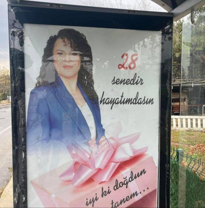 Çanakkale'de gören bir daha baktı! Eşinin doğum gününü kutladı, sosyal medyada viral oldu - 4. Resim