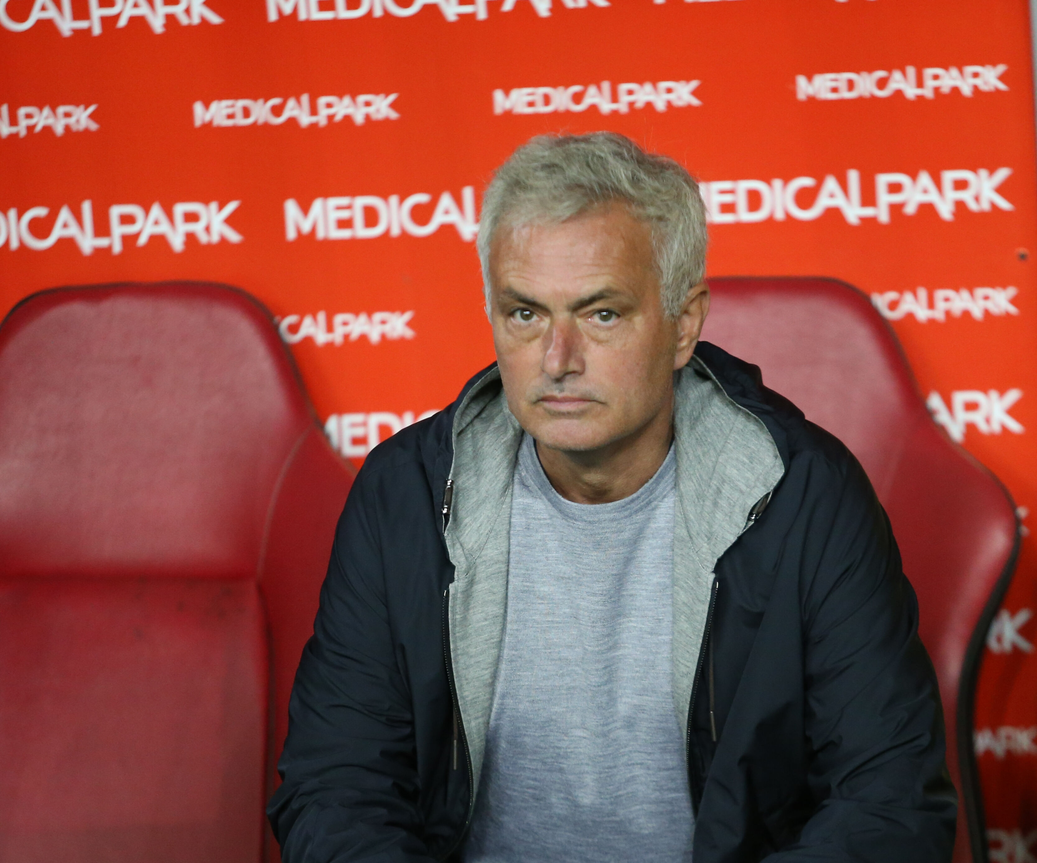 Fenerbahçe'de herkes Talisca'yı beklerken ters köşe geldi! Jose Mourinho kararını verdi - 3. Resim