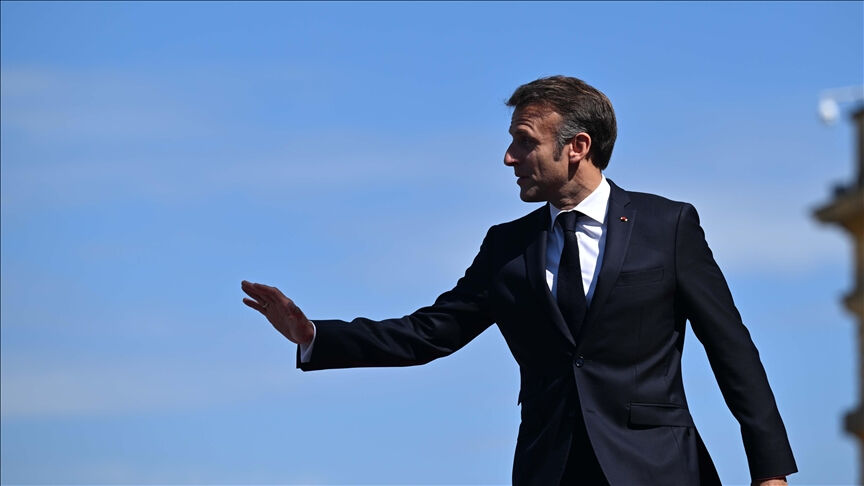 Fransa'da hükümet düştü Fransa'da hükümet düştü - 2. Resim