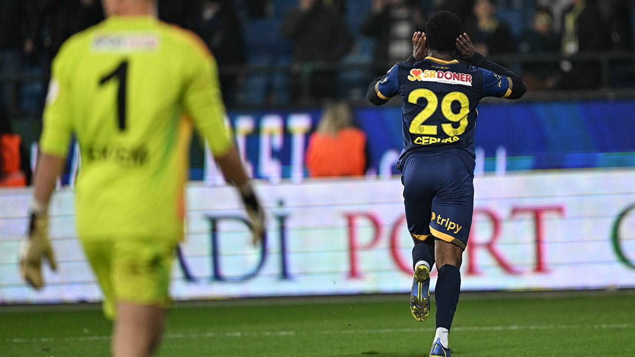 Karşıyaka - Ankaragücü maçı hangi kanalda, ne zaman, saat kaçta? Ziraat Türkiye Kupası 4. tur maçları - 1. Resim