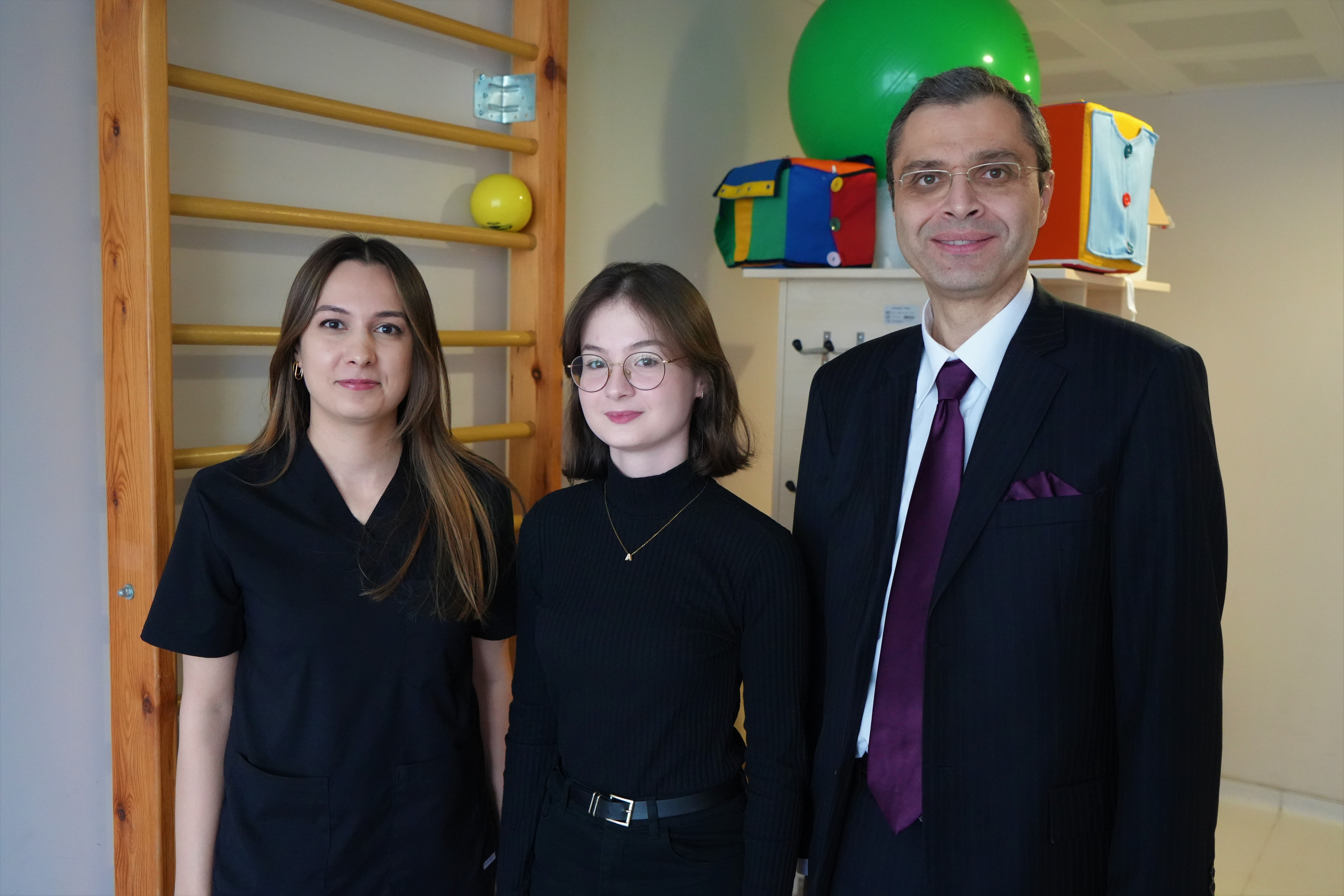 Tıp dünyasında bir ilk! Genç kızın hastalığı duyanları şaşkına çevirdi - 3. Resim