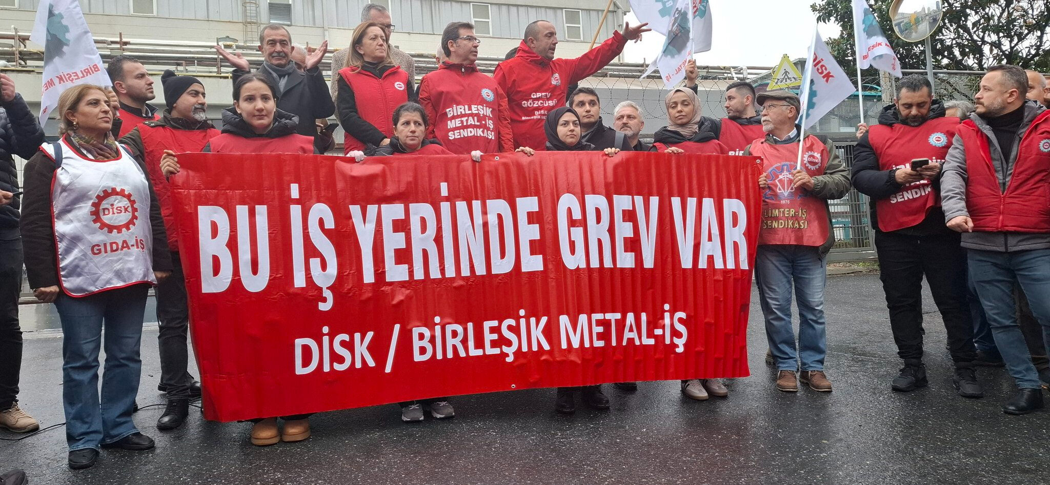 Toplu sözleşme görüşmelerinde yine uzlaşamadılar! Metal işçilerinden grev kararı - 2. Resim