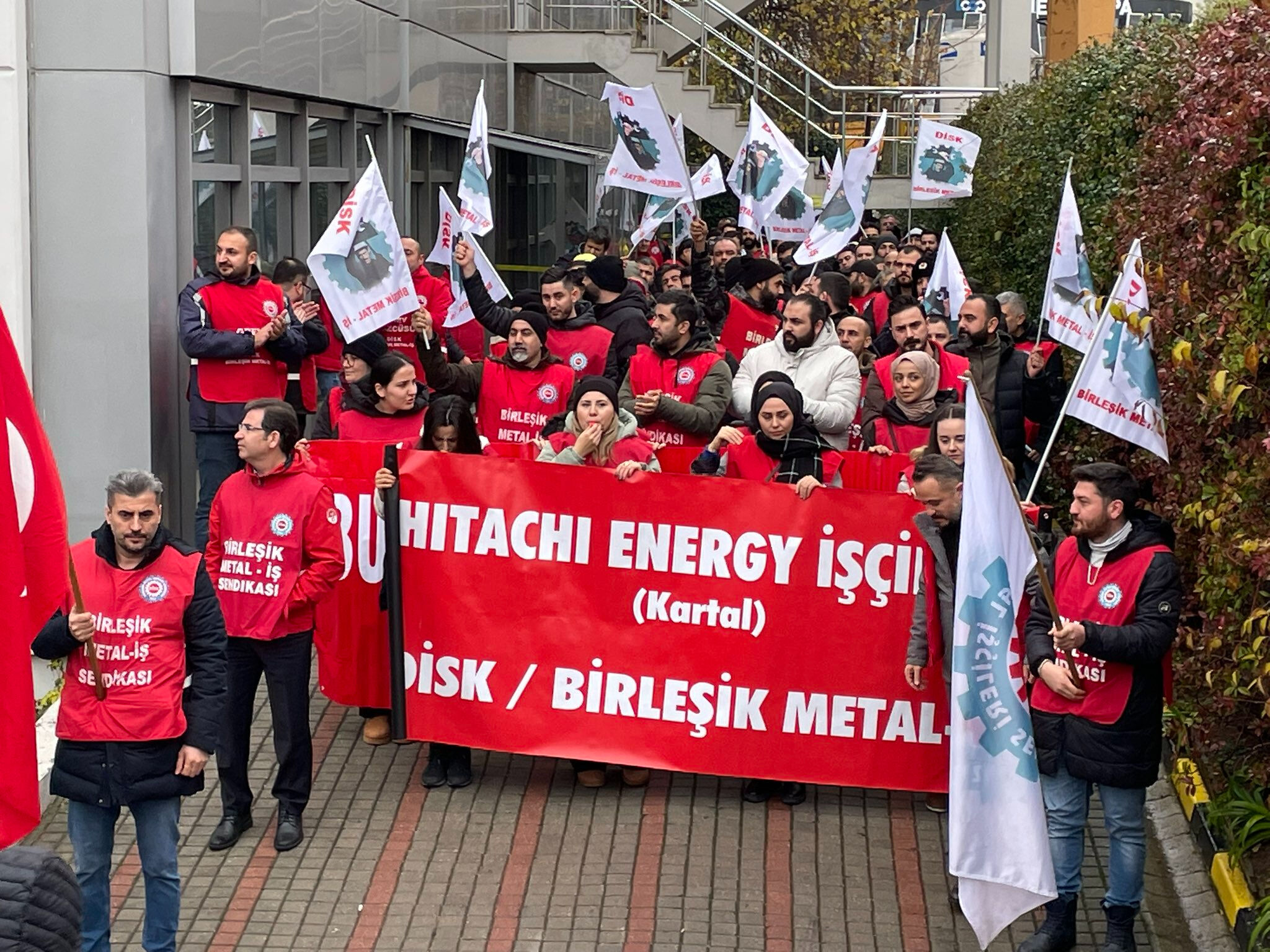 Toplu sözleşme görüşmelerinde yine uzlaşamadılar! Metal işçilerinden grev kararı - 1. Resim