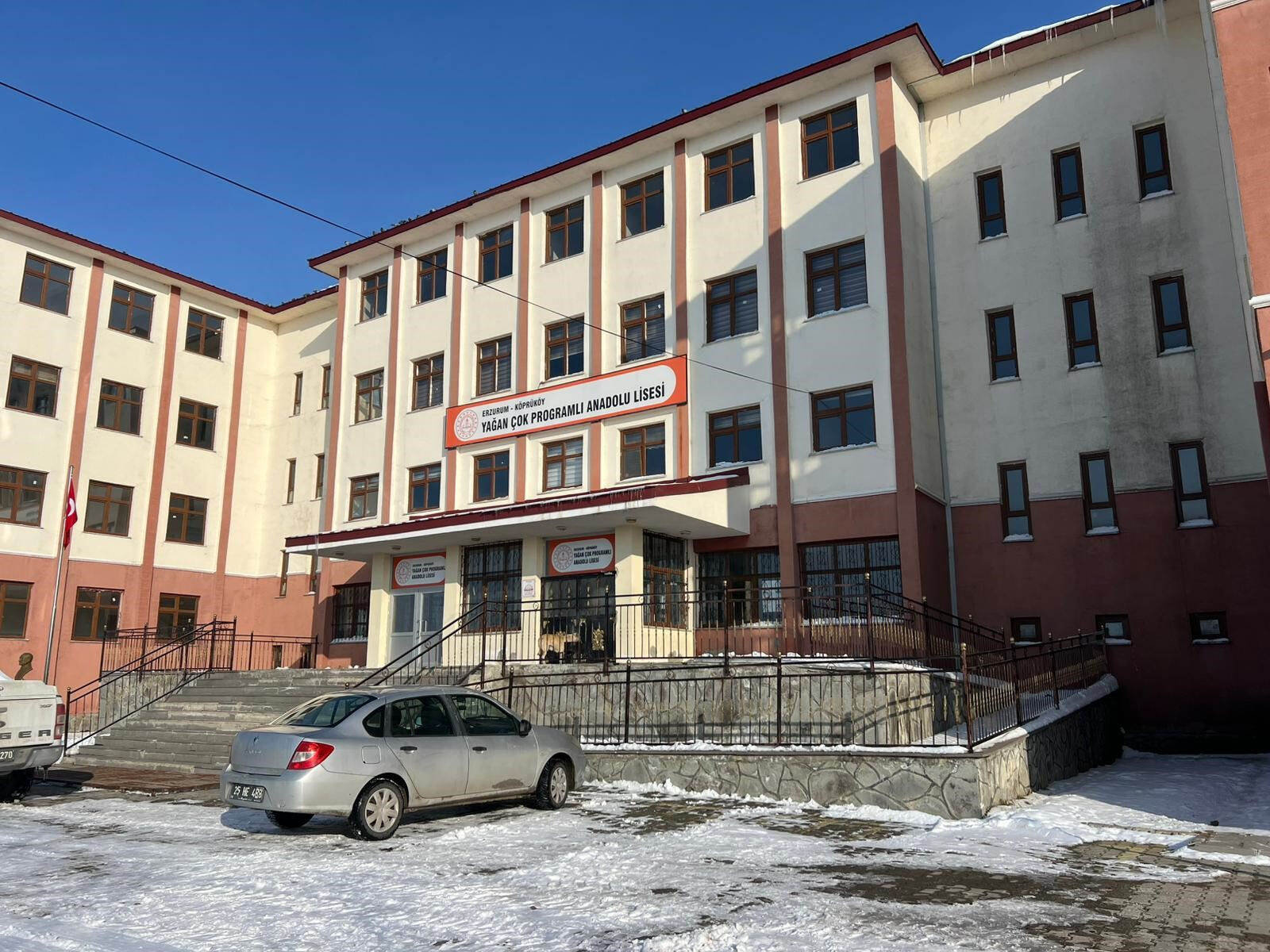 Eğitime doğalgaz engeli! Okulu sobayla ısıtacaklar - 1. Resim