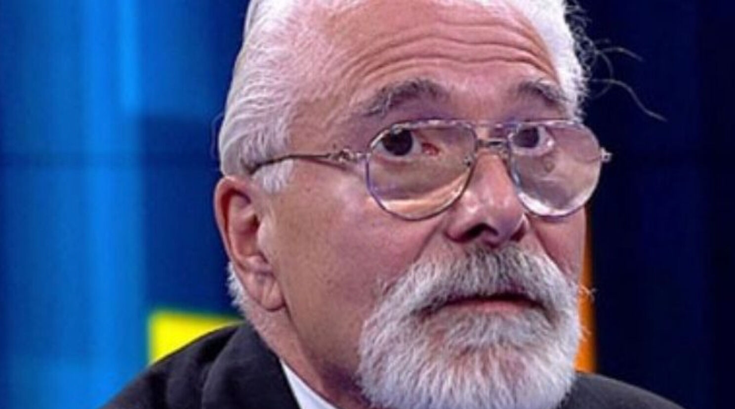 Emre Kongar Tele1 den ayrıldı mı? Kanaldan açıklama geldi  Emre Kongar Tele1 den ayrıldı mı? Kanaldan açıklama geldi  - 4. Resim