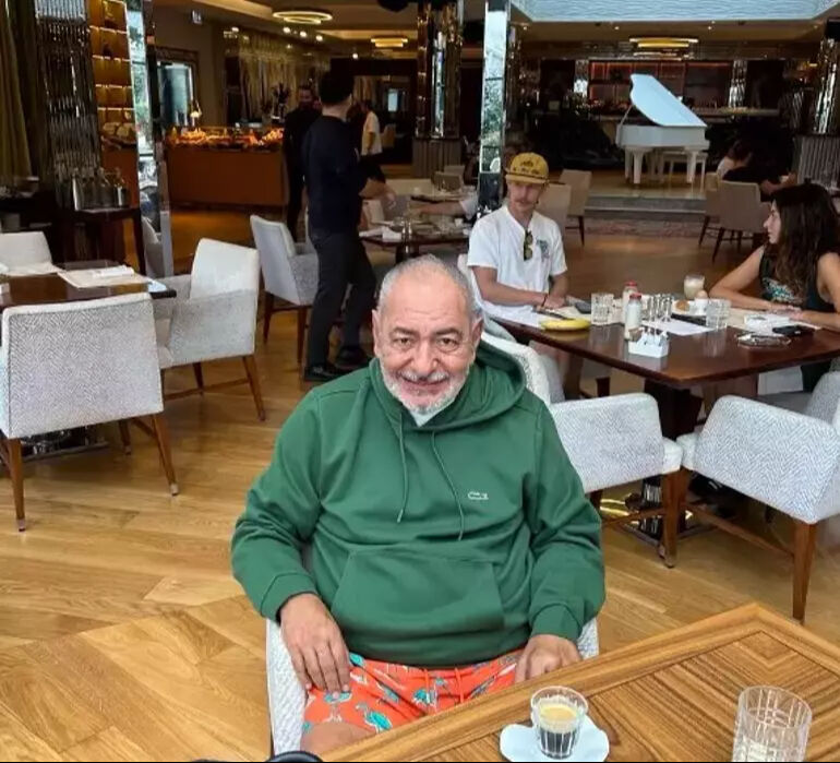 Entübe edilmişti! Reha Muhtar'dan yeni paylaşım! Son hali dikkat çekti Entübe edilmişti! Reha Muhtar'dan yeni paylaşım! Son hali dikkat çekti - 3. Resim