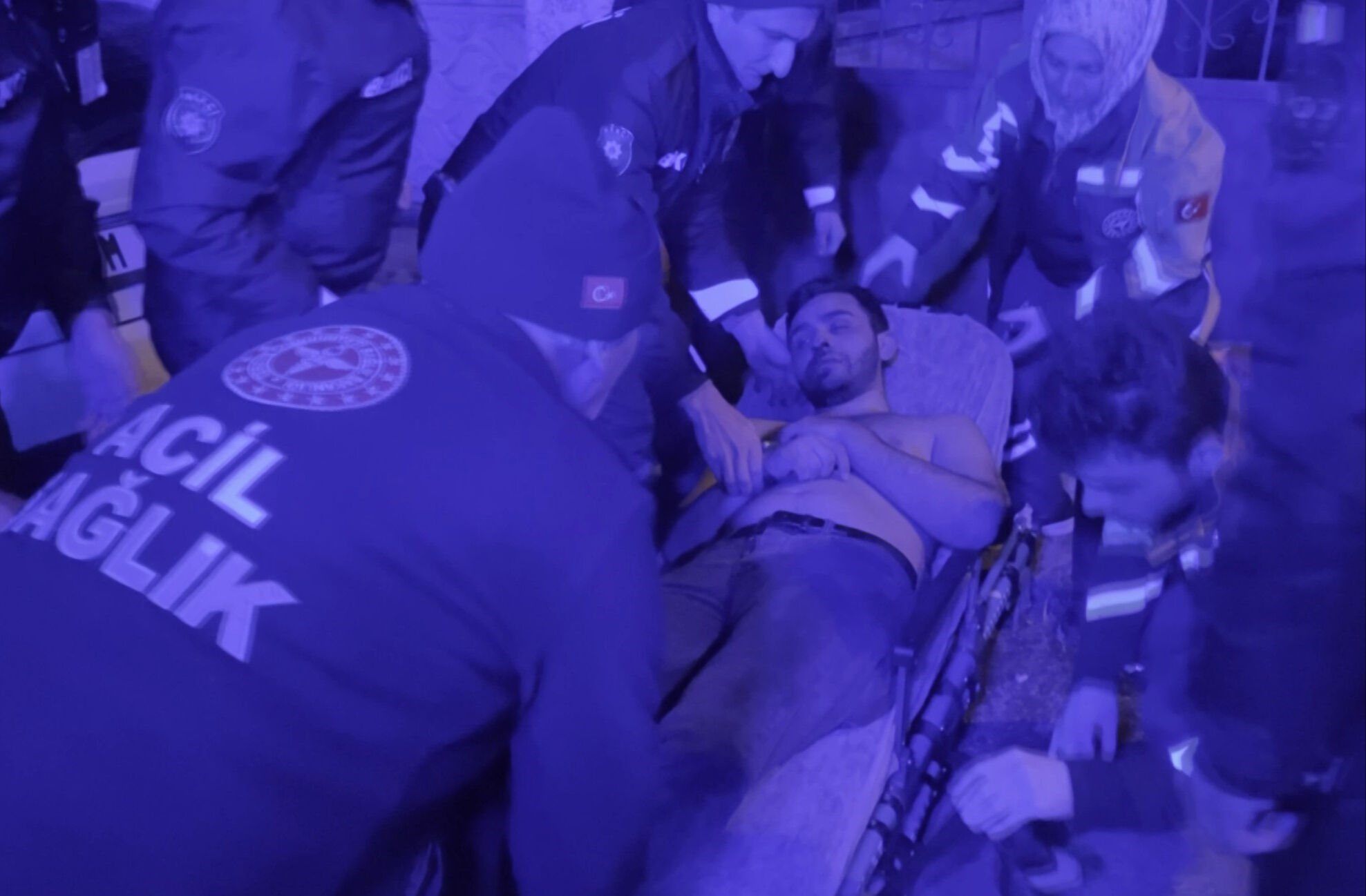 Gece yarısı korkunç olay! Yatak odasında evli kadının kocasına yakalandı, sonrası facia Yasak aşk ölümle bitti! Yatak odasında evli kadının kocasına yakalandı, sonrası facia - 3. Resim