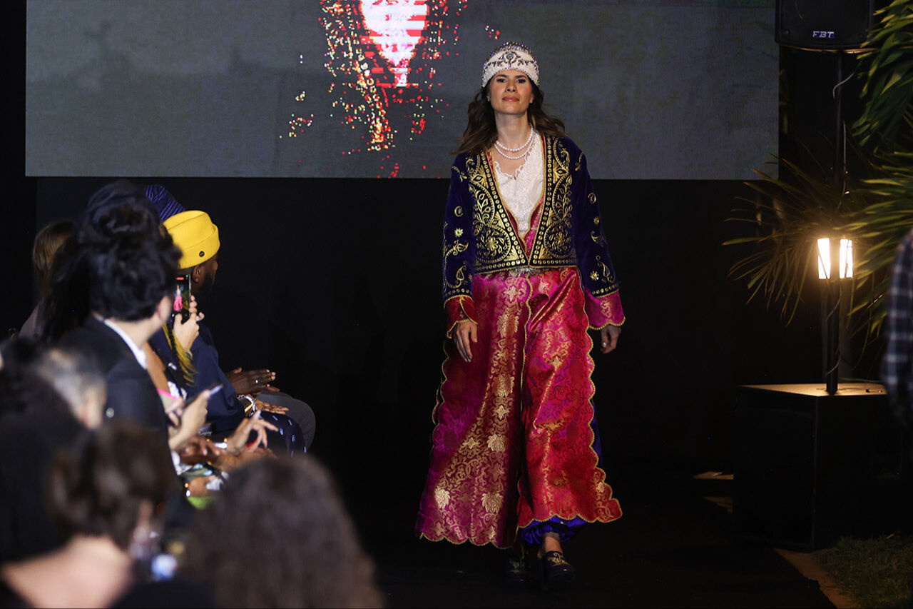 Anadolu gelinlikleri Dakar Moda Haftası'nı salladı! Senegal'de Türk motifleri Anadolu gelinlikleri Dakar Moda Haftası'nı salladı! Senegal'de Türk motifleri - 9. Resim