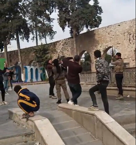 Esad rejiminden kurtulan Hama'da tarihi sevinç: Son durumu Yılmaz Bilgen anlattı - 2. Resim