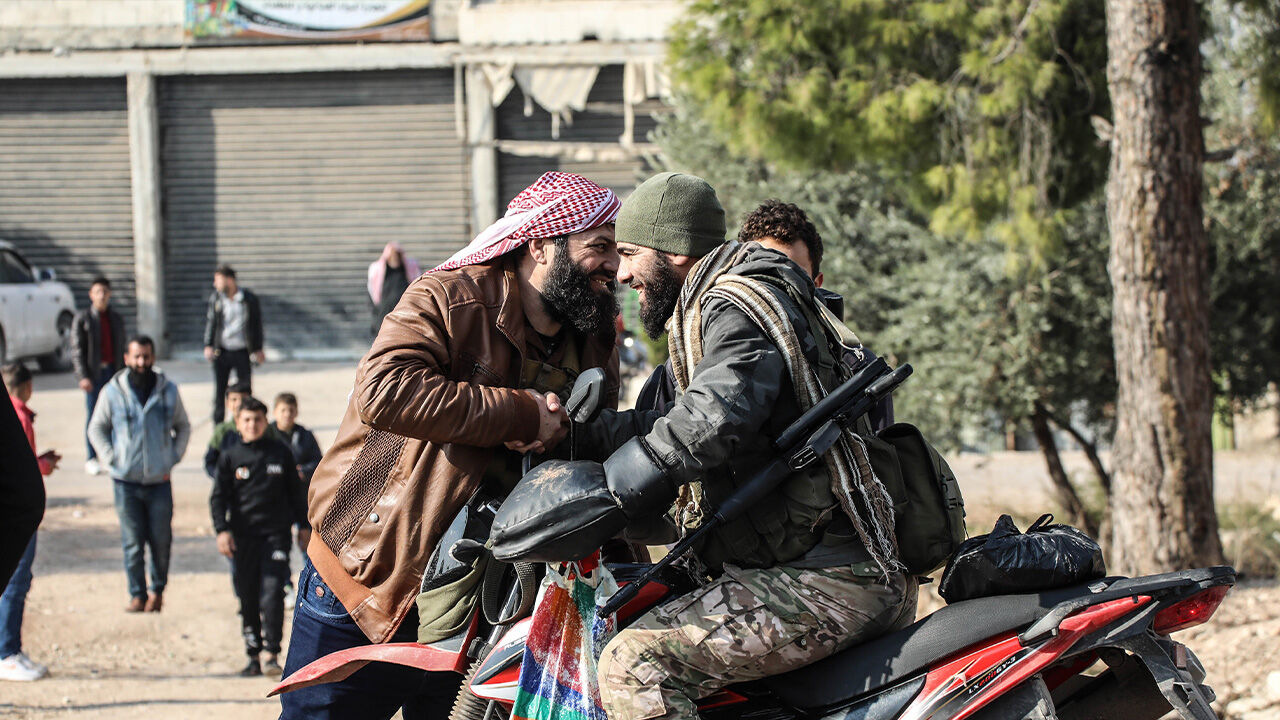 Muhaliflerin ele geçirdiği Humus neden önemli? Ulaşımdan ekonomiye Suriye’nin kalbi konumunda - 1. Resim