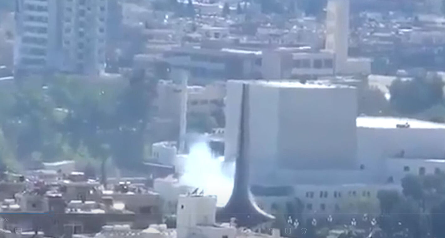 Suriye'nin başkenti Şam'da patlama meydana geldi - 2. Resim