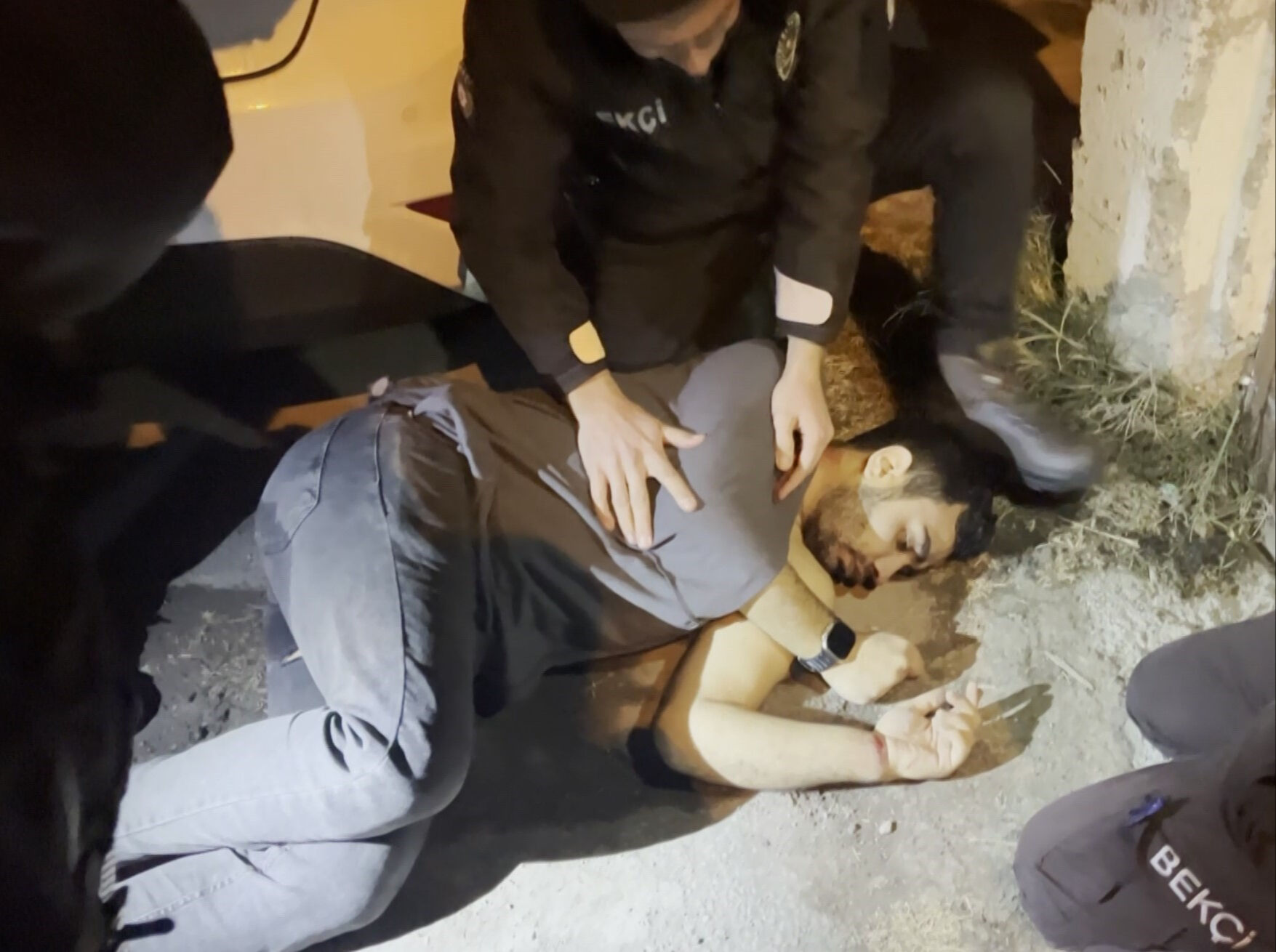 Yatak odasında evli kadının kocasına yakalanan genç feci şekilde can verdi! Skandal olayla ilgili yeni gelişme Yatak odasında evli kadının kocasına yakalanan genç feci şekilde can verdi! Skandal olayla ilgili yeni gelişme - 1. Resim