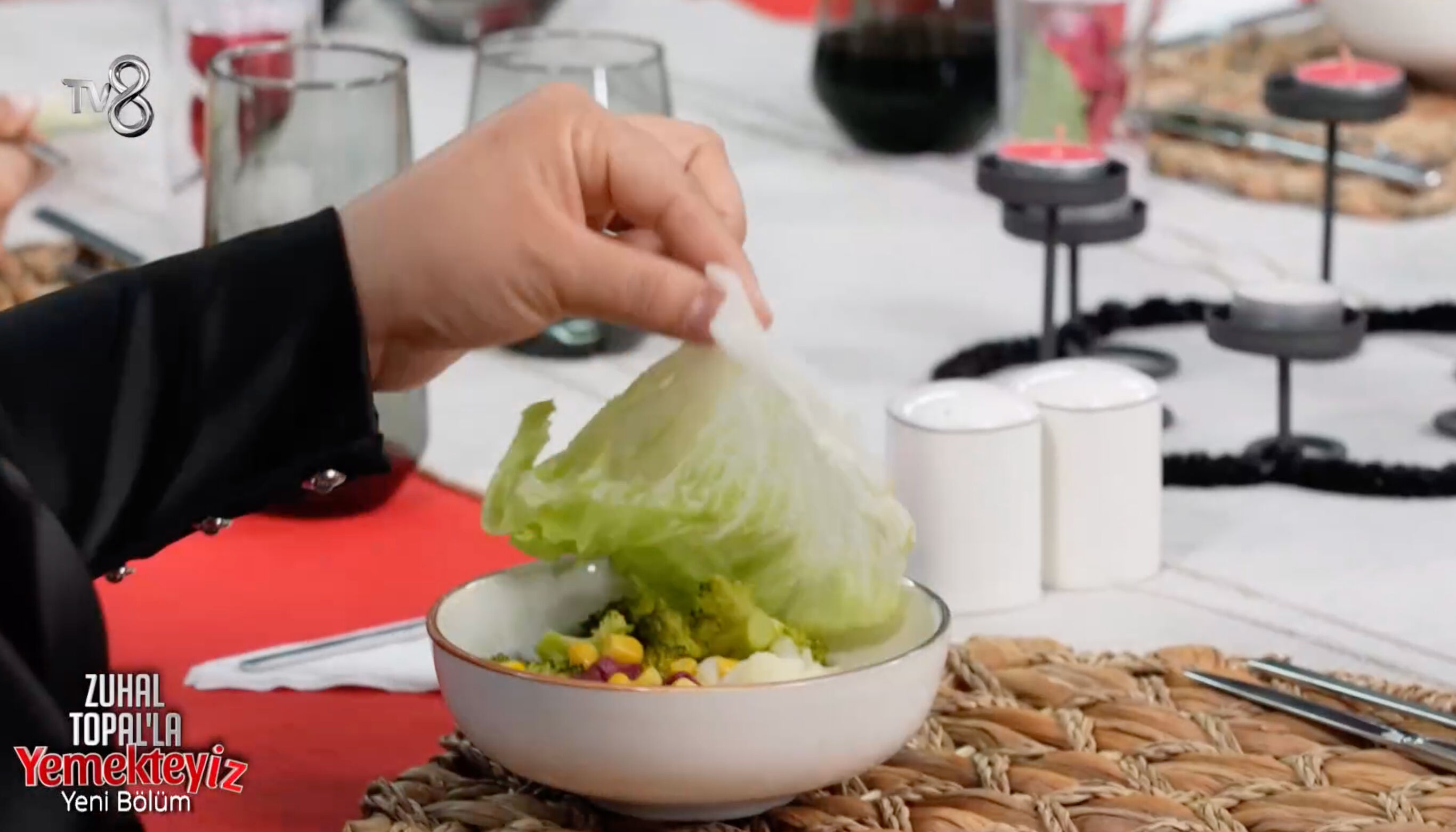 Zuhal Topal'la Yemekteyiz Ünal kaç puan aldı? 6 Aralık büyük ödülü kazanan isim belli oldu  Zuhal Topal'la Yemekteyiz Ünal kaç puan aldı? 6 Aralık büyük ödülü kazanan isim belli oldu  - 5. Resim