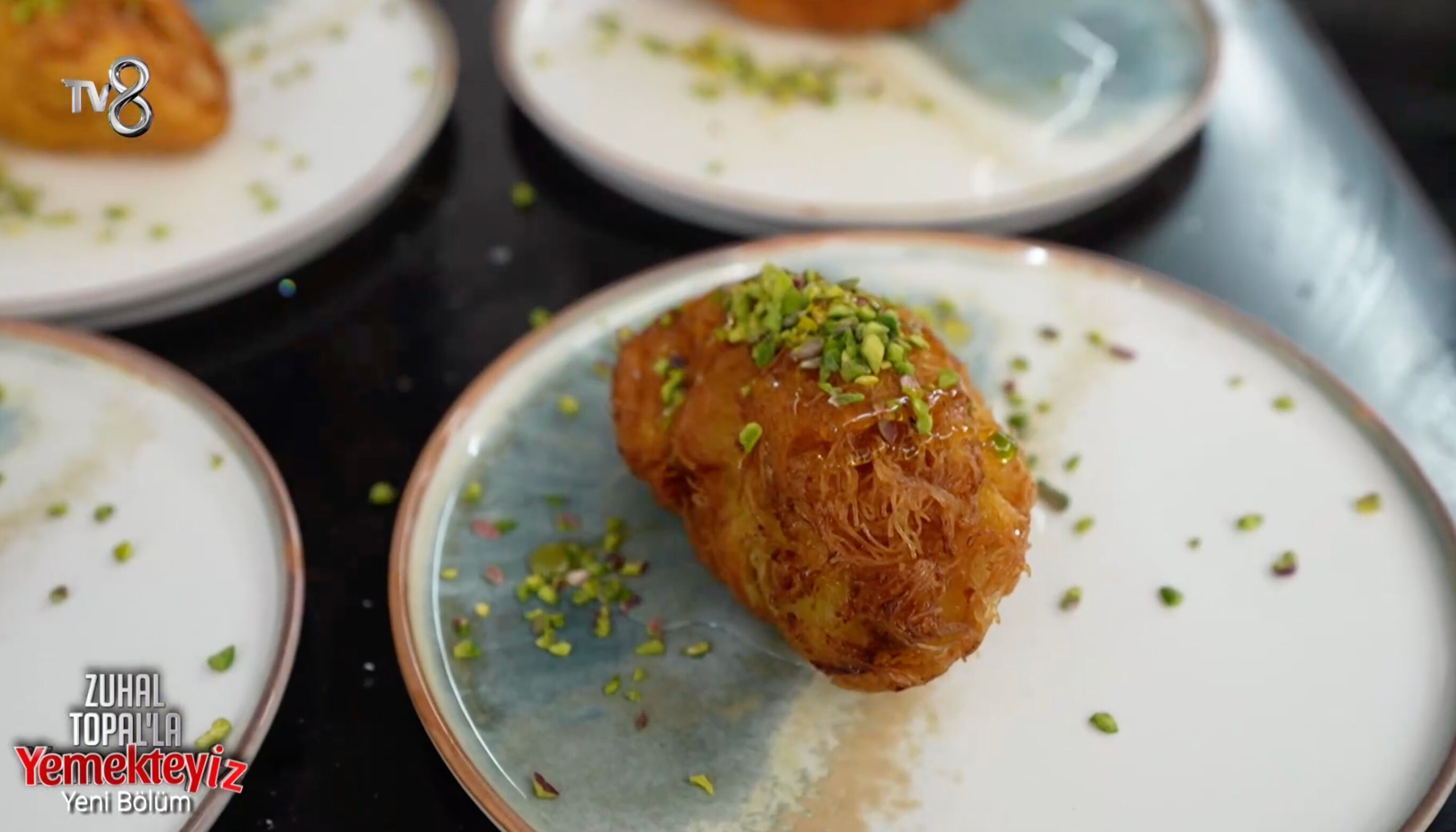 Zuhal Topal'la Yemekteyiz Ünal kaç puan aldı? 6 Aralık büyük ödülü kazanan isim belli oldu  Zuhal Topal'la Yemekteyiz Ünal kaç puan aldı? 6 Aralık büyük ödülü kazanan isim belli oldu  - 7. Resim